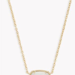 Elisa Gold Pendant Neacklace in Ivory- Mother of Pearl